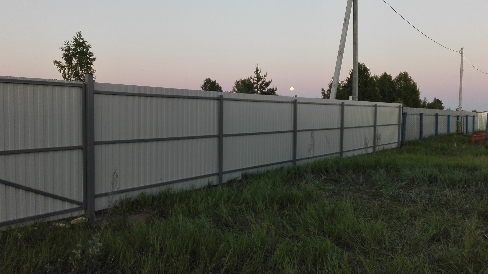 забор из профнастила